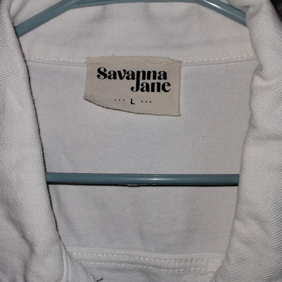 Savannah Jane Pearl Studded White Denim Jacket NWOT - Picture 4 of 4